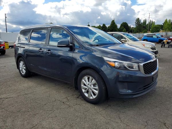 2016 KIA SEDONA LX - Middle-low