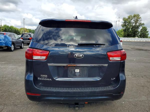 2016 KIA SEDONA LX - Middle-low