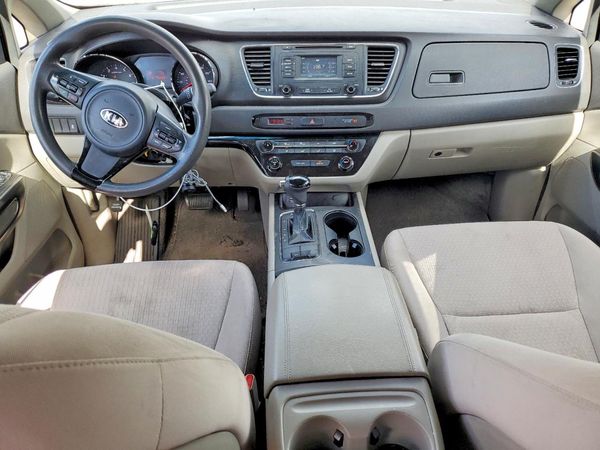 2016 KIA SEDONA LX - Middle-low