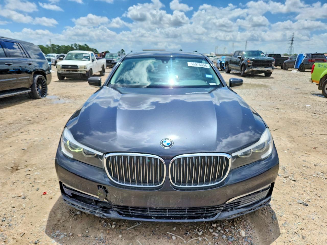 2018 BMW 740
