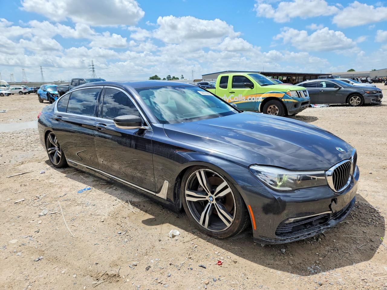 2018 BMW 740