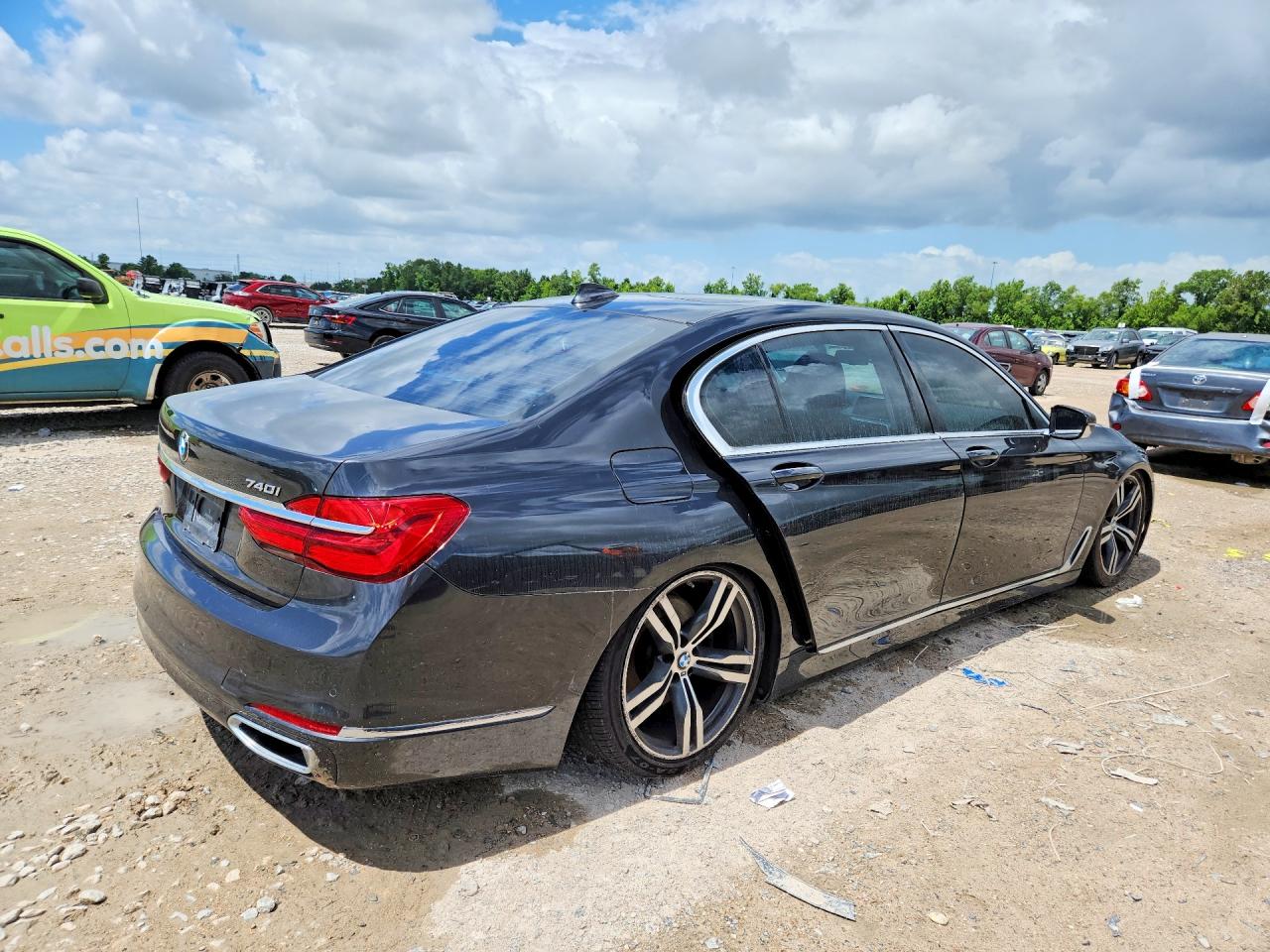 2018 BMW 740