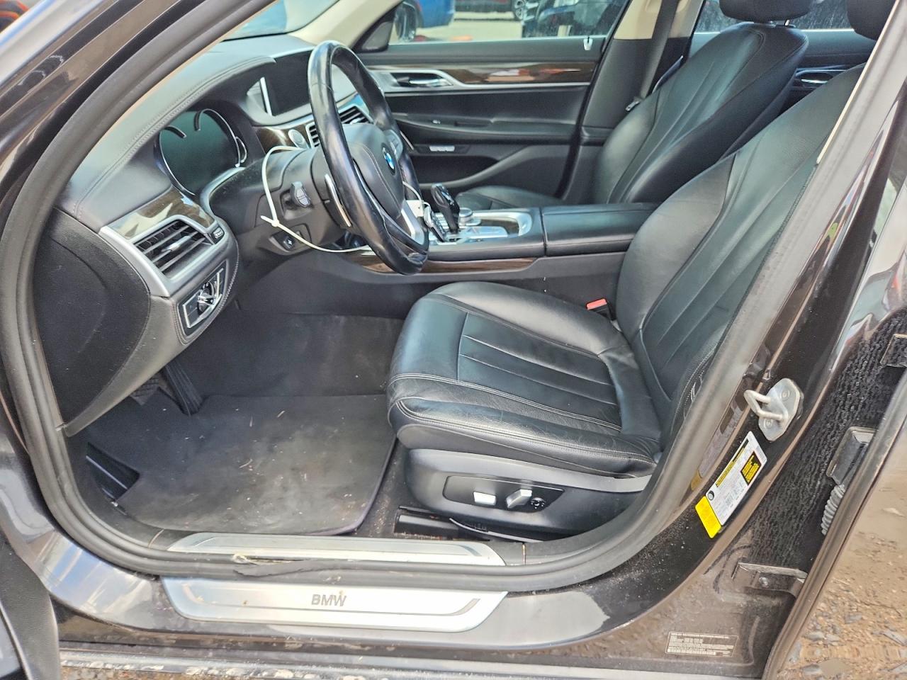 2018 BMW 740