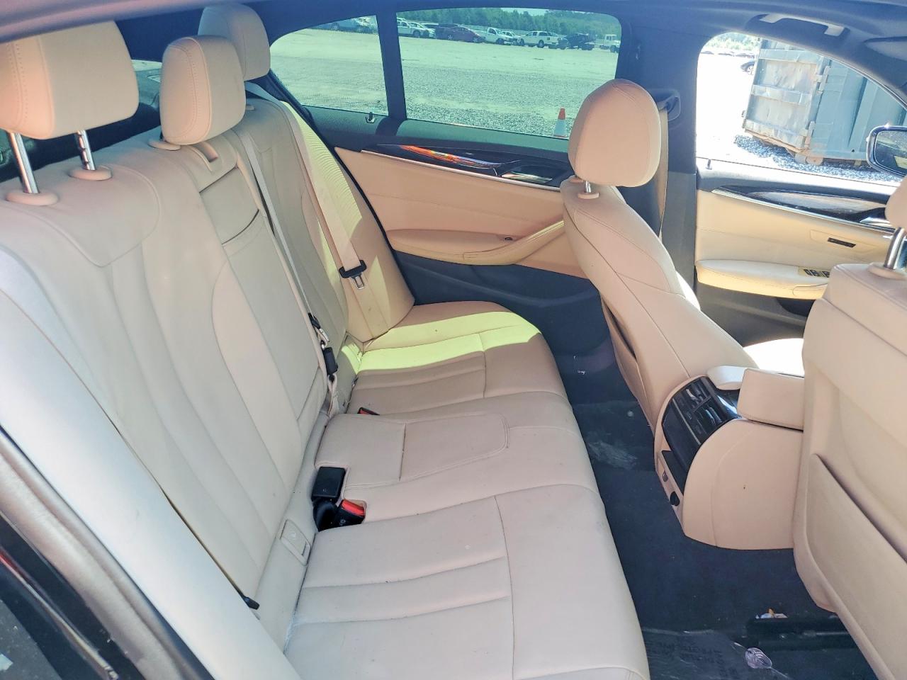 2018 BMW 530E