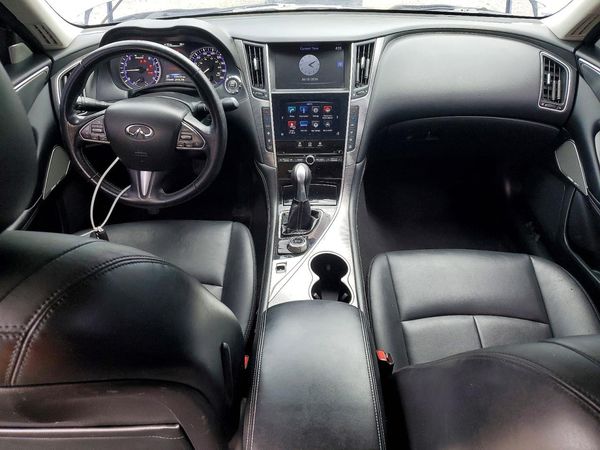 2017 INFINITI Q50