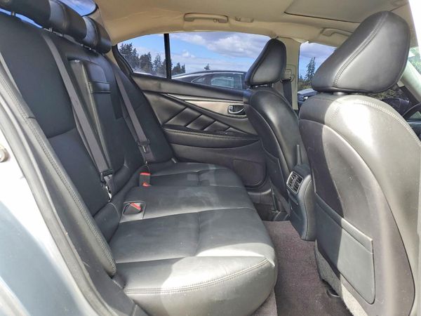 2017 INFINITI Q50