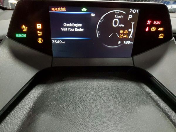 2025 TOYOTA PRIUS