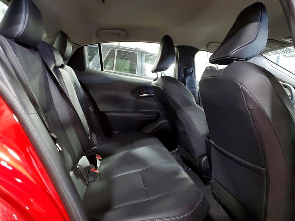 2025 TOYOTA PRIUS
