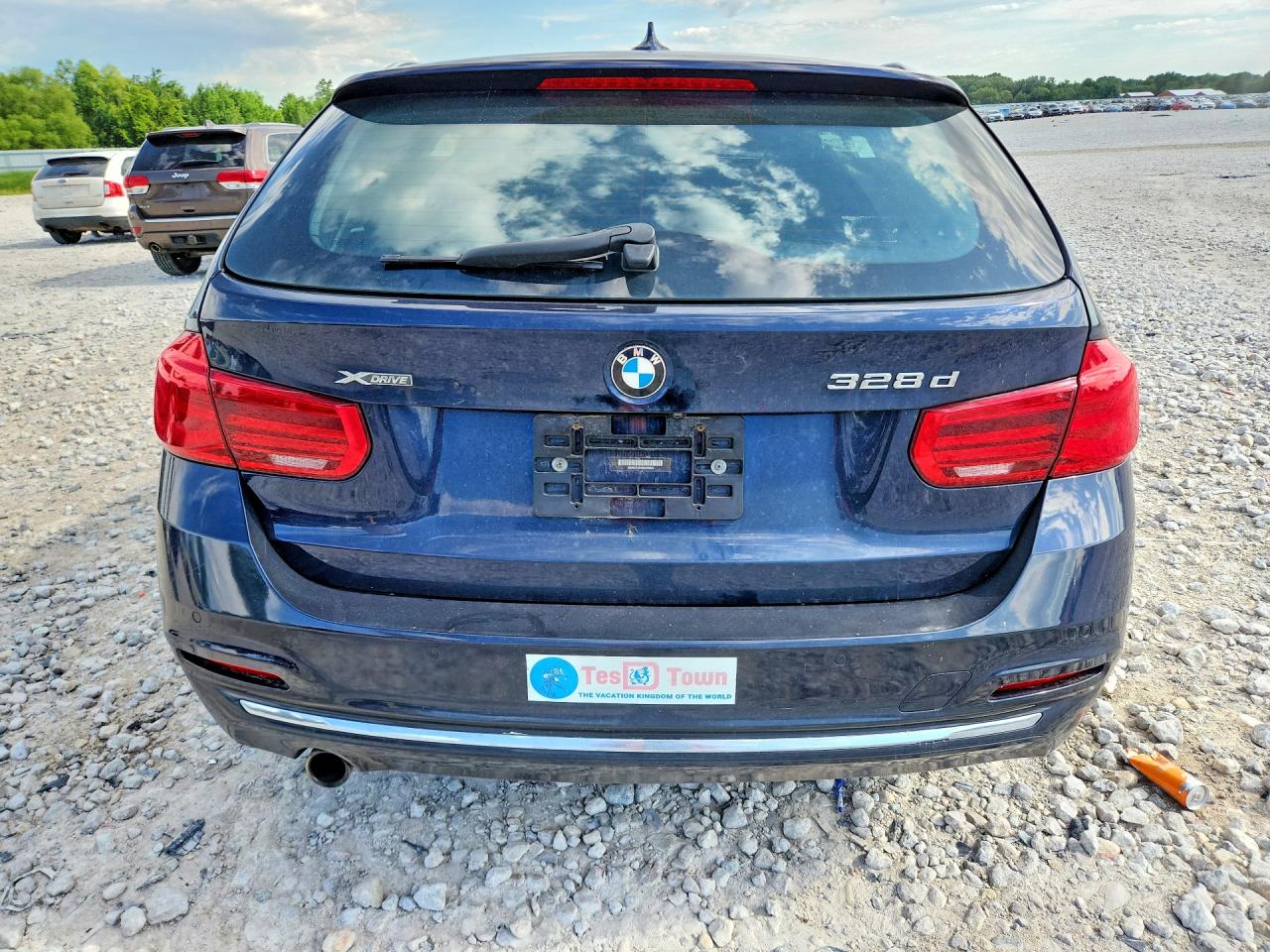 2016 BMW 328