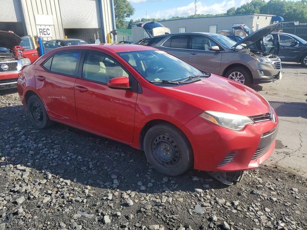 2015 TOYOTA COROLLA