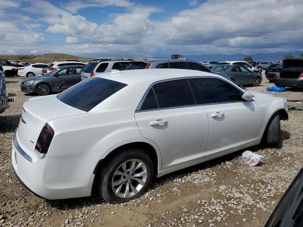 2015 CHRYSLER 300 Limited — PSRA