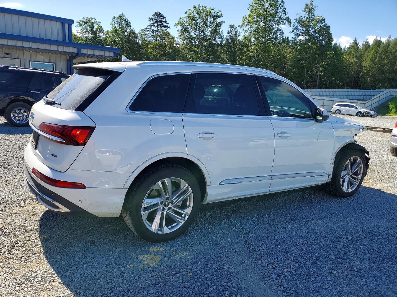 2023 AUDI Q7 quattro Premium
