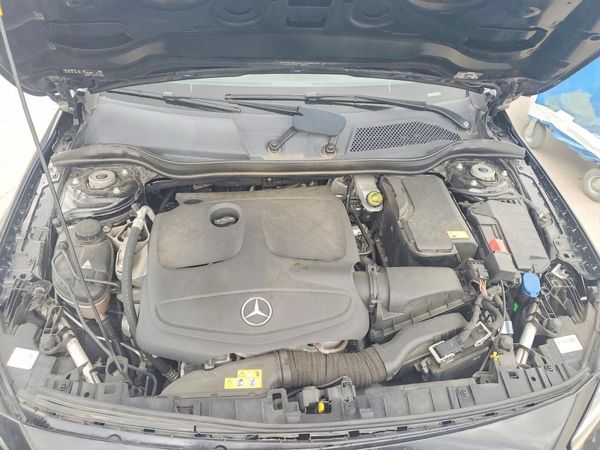 2016 MERCEDES-BENZ GLA