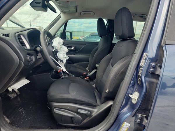 2023 JEEP RENEGADE LATITUDE 4X4