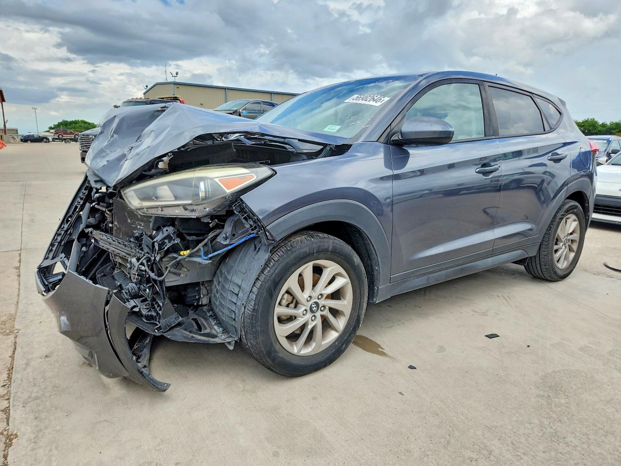 2017 HYUNDAI TUCSON SE (no options)