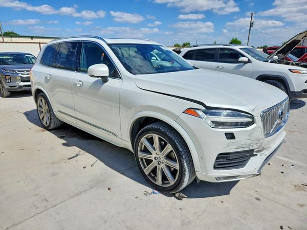 2017 VOLVO XC90 Inscription