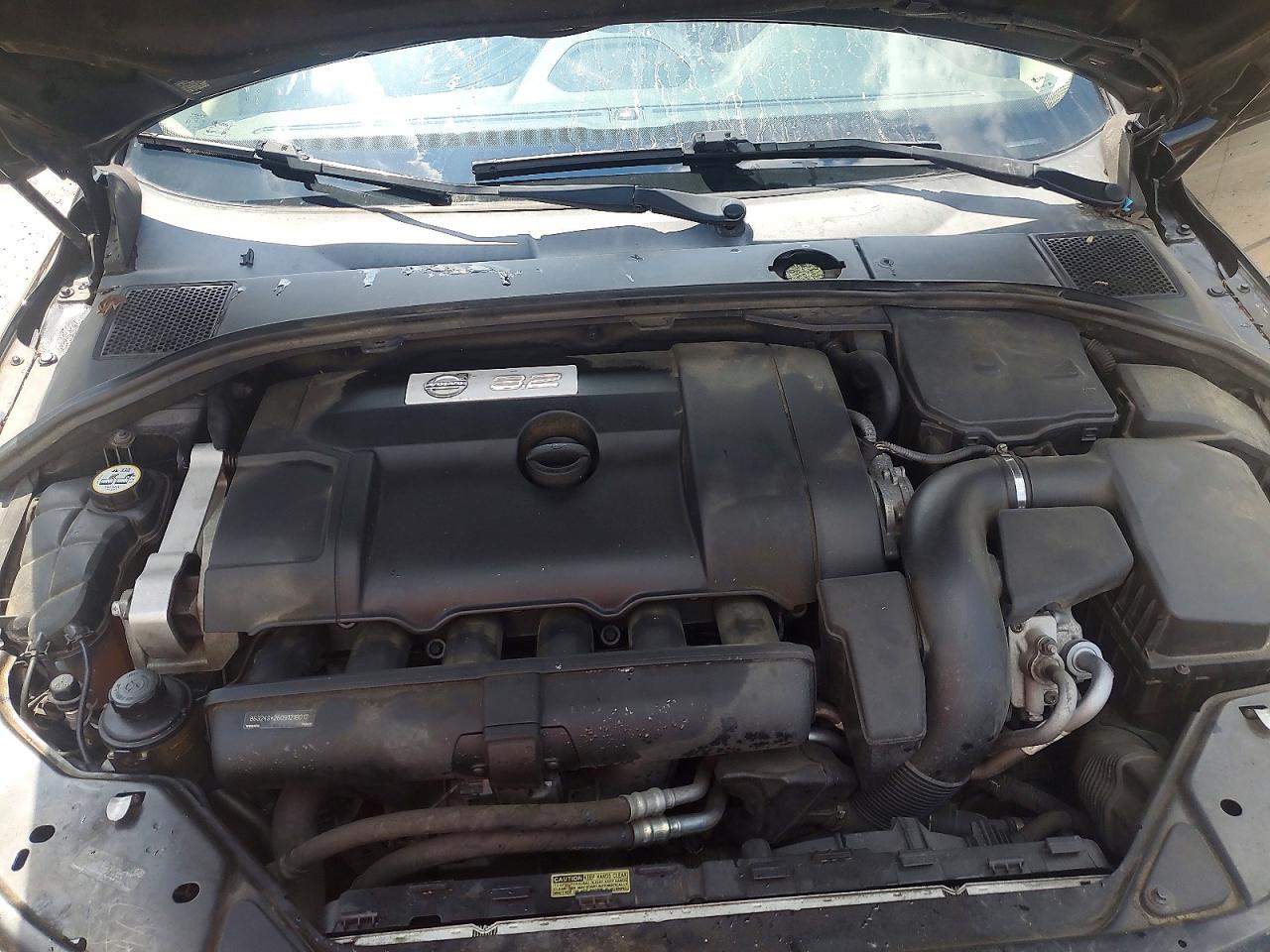 2013 VOLVO XC70