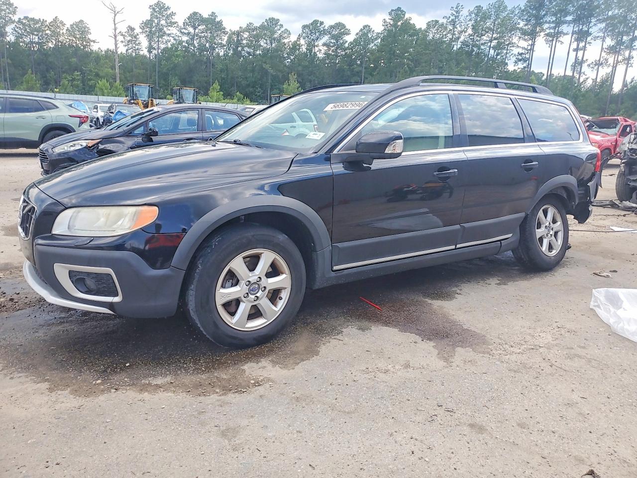 2013 VOLVO XC70
