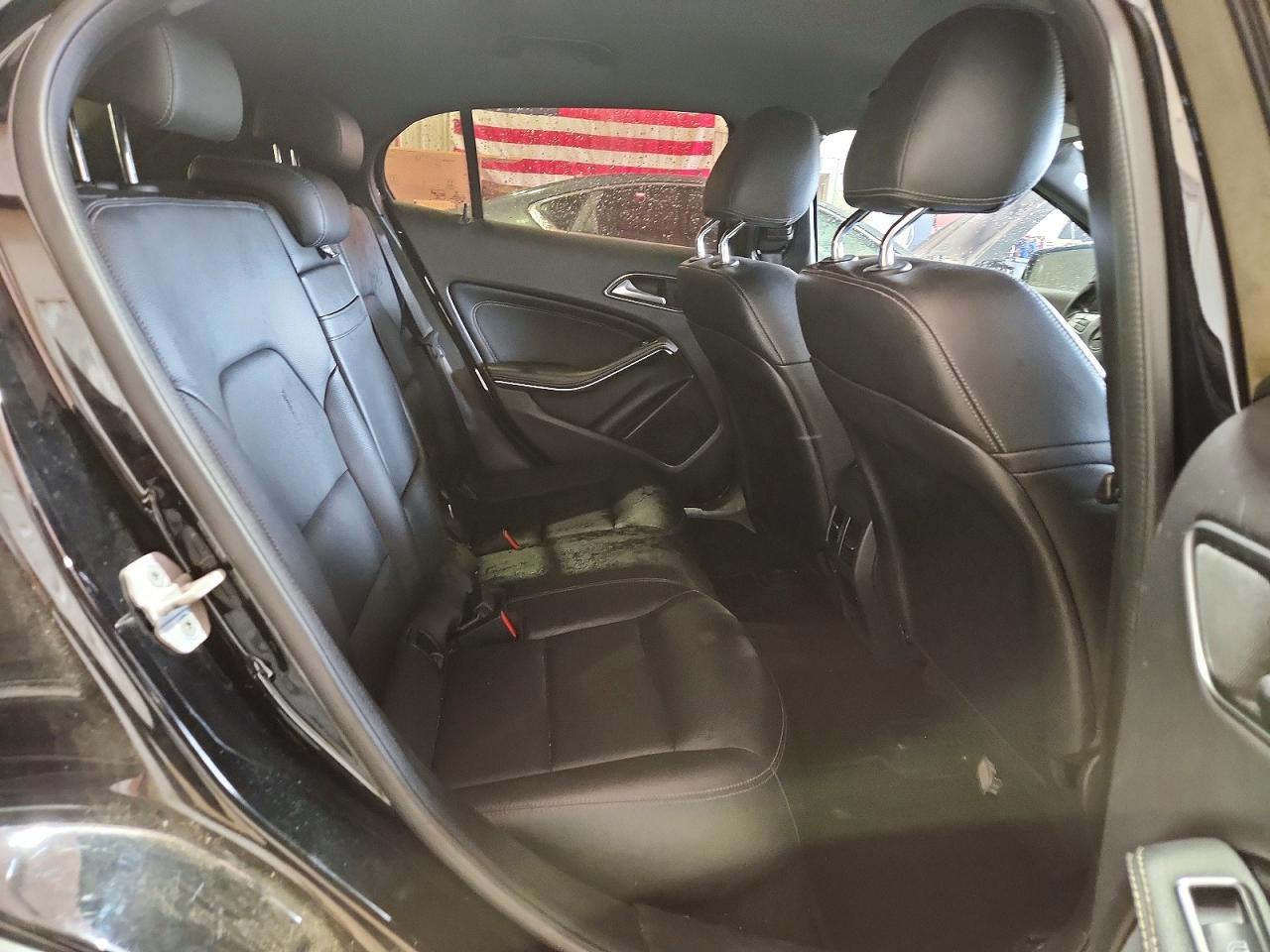 2017 MERCEDES-BENZ GLA GLA250