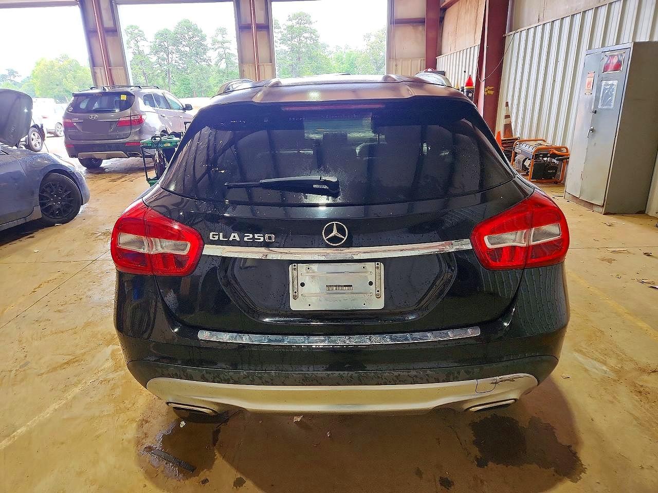 2017 MERCEDES-BENZ GLA GLA250