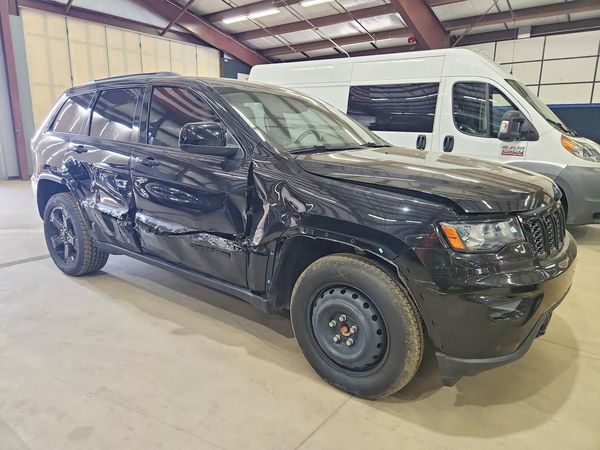 2019 JEEP GRAND CHEROKEE LAREDO 4X4