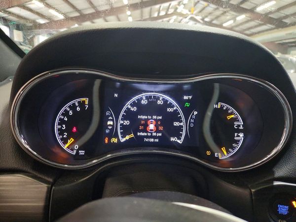 2019 JEEP GRAND CHEROKEE LAREDO 4X4