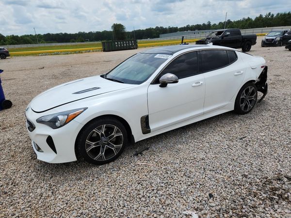 2020 KIA STINGER Base