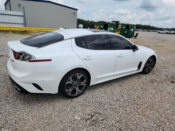 2020 KIA STINGER Base