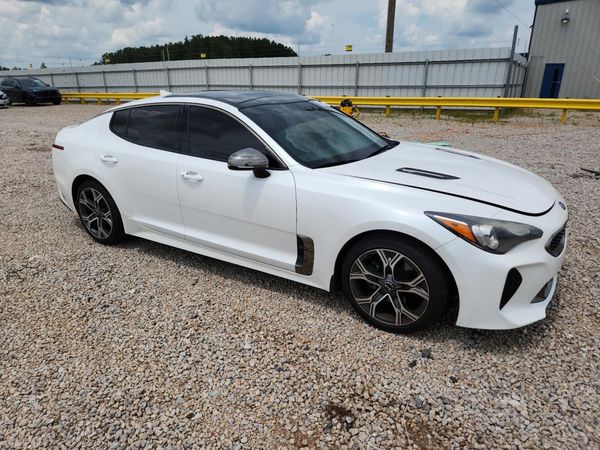 2020 KIA STINGER Base