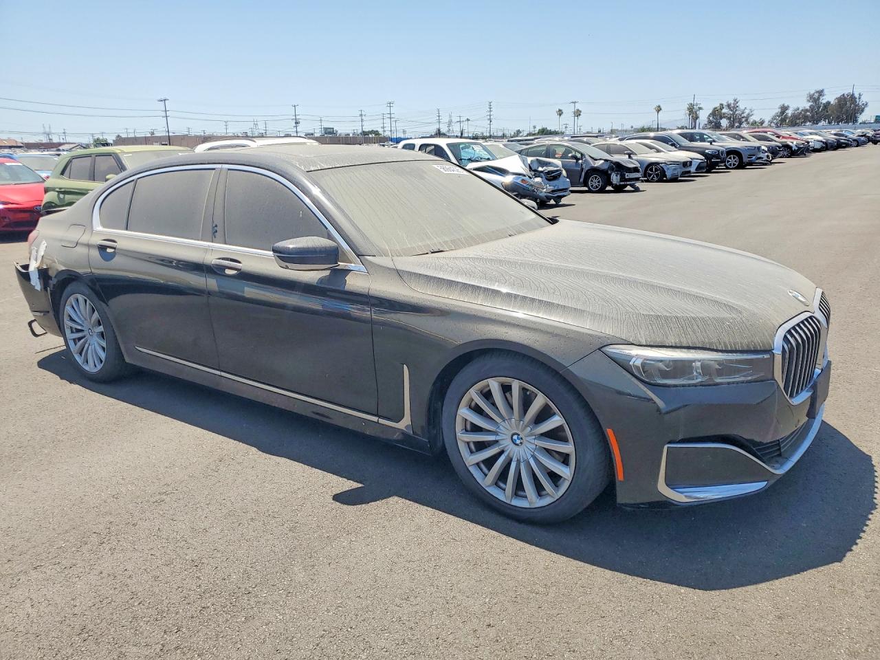 2020 BMW 740