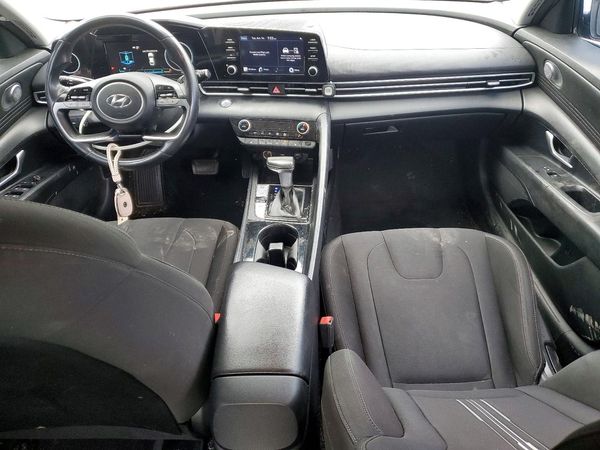 2021 HYUNDAI ELANTRA