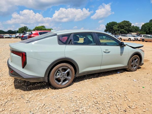 2026 KIA K4 LX, LXS
