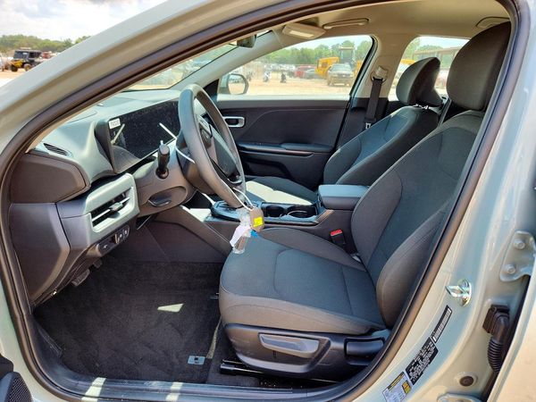 2026 KIA K4 LX, LXS