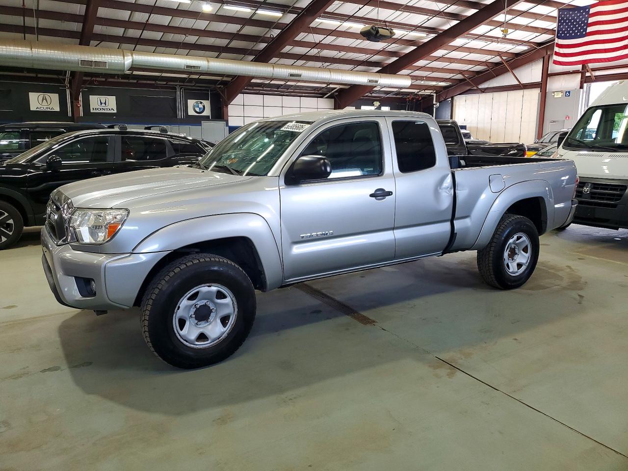 2014 TOYOTA TACOMA Delux Grade