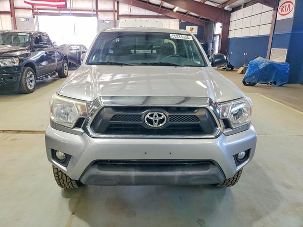 2014 TOYOTA TACOMA Delux Grade