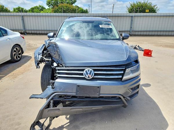 2020 VOLKSWAGEN TIGUAN S