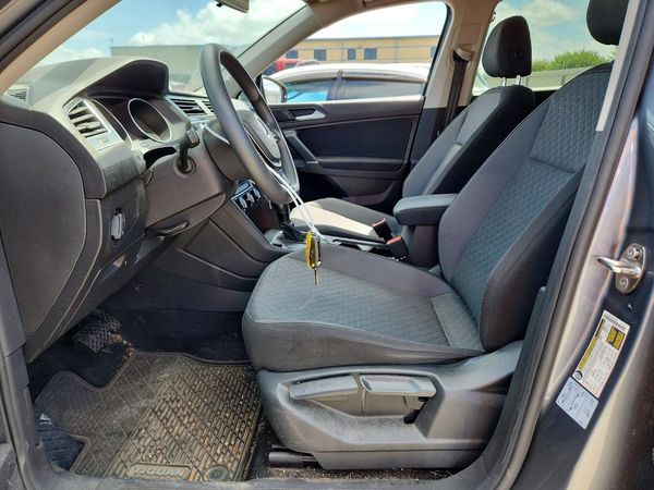 2020 VOLKSWAGEN TIGUAN S