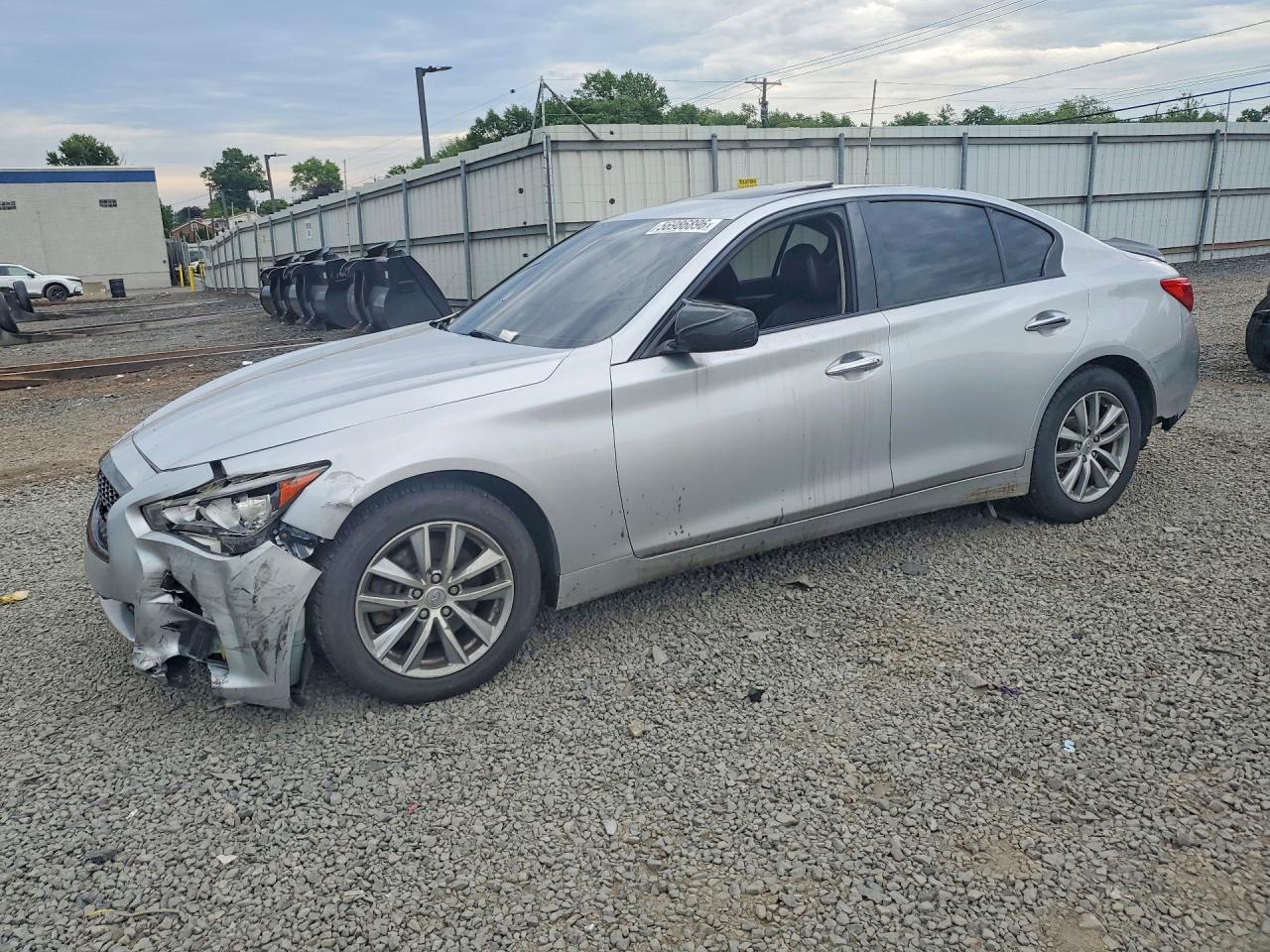2017 INFINITI Q50