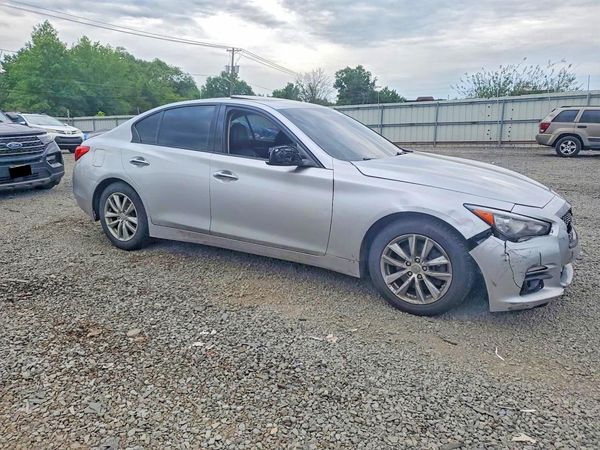 2017 INFINITI Q50