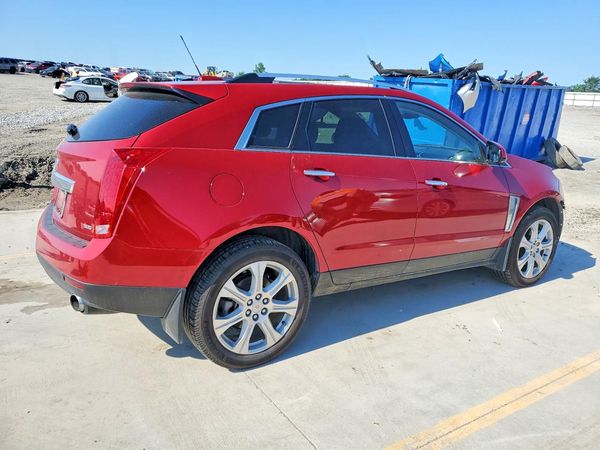2015 CADILLAC SRX Performance