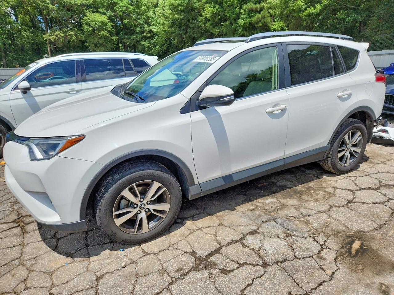 2018 TOYOTA RAV4 Adventure/XLE