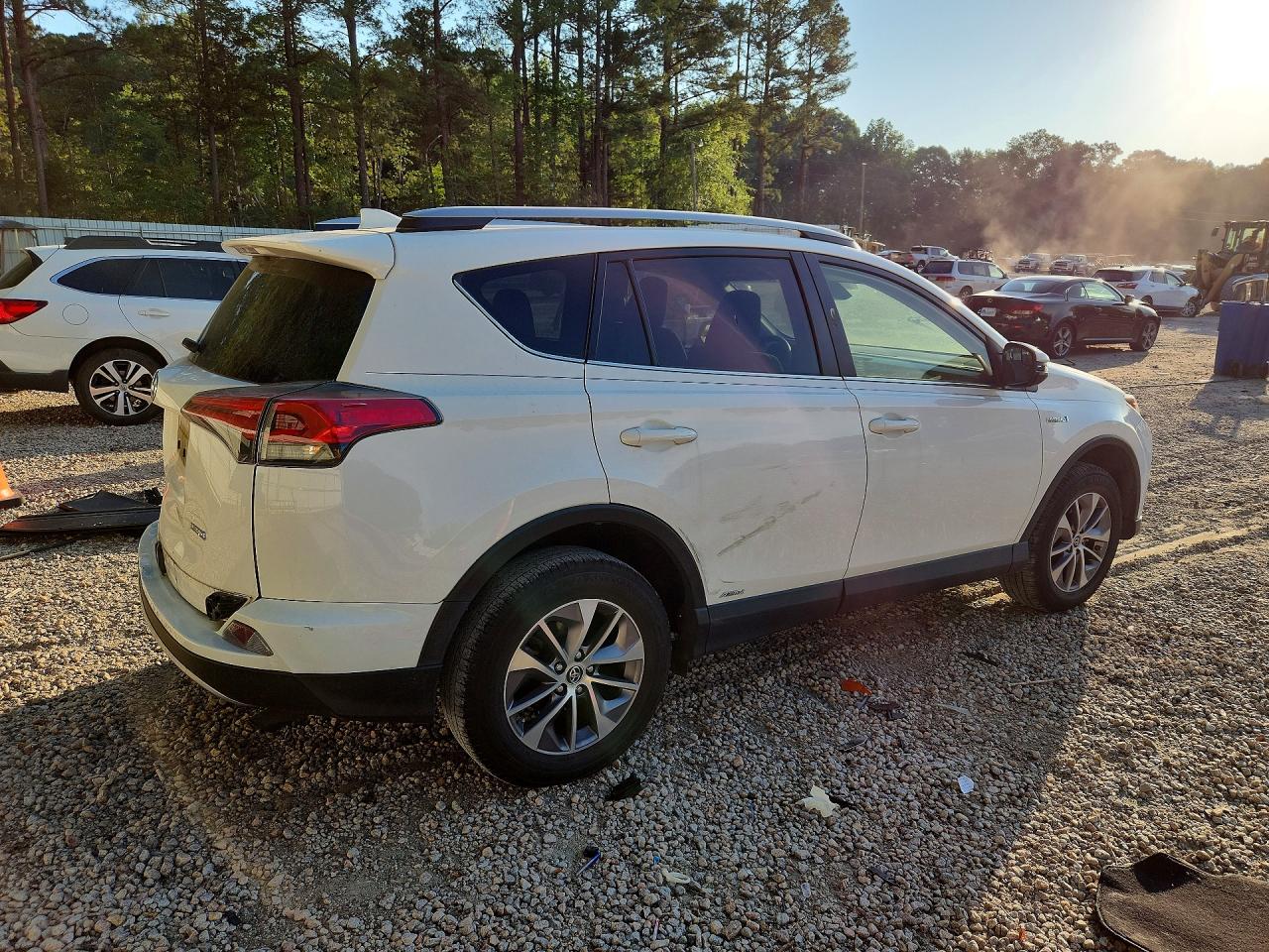 2018 TOYOTA RAV4 HYBRID LE Plus/XLE
