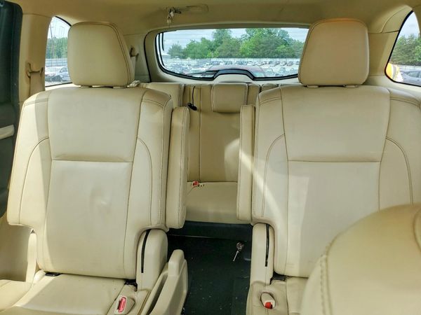 2017 TOYOTA HIGHLANDER SE/XLE