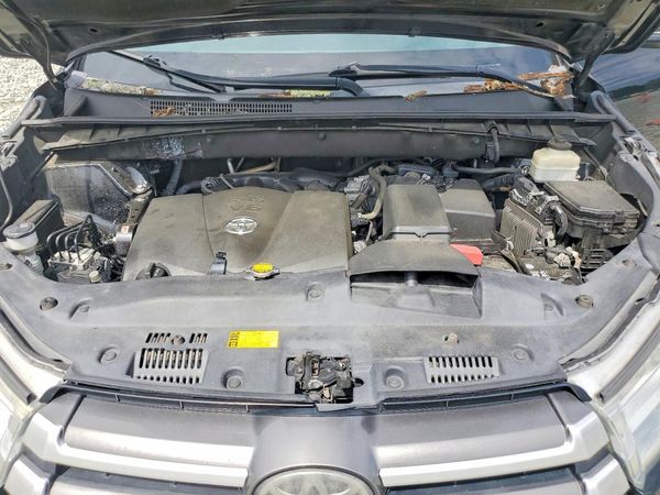 2017 TOYOTA HIGHLANDER SE/XLE