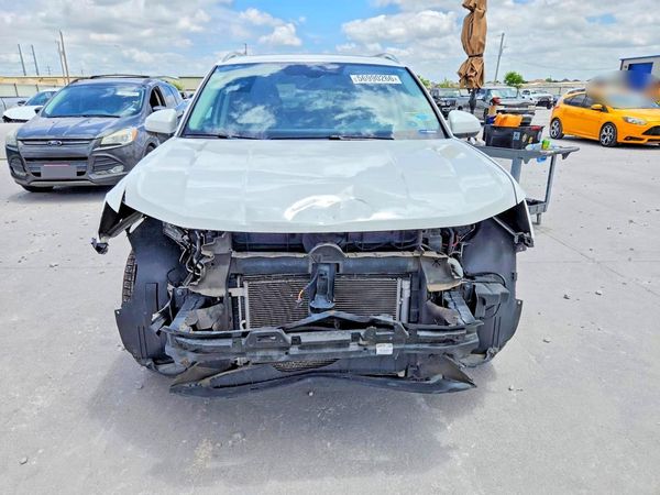 2023 VOLKSWAGEN TAOS SE w/Sunroof Pkg.