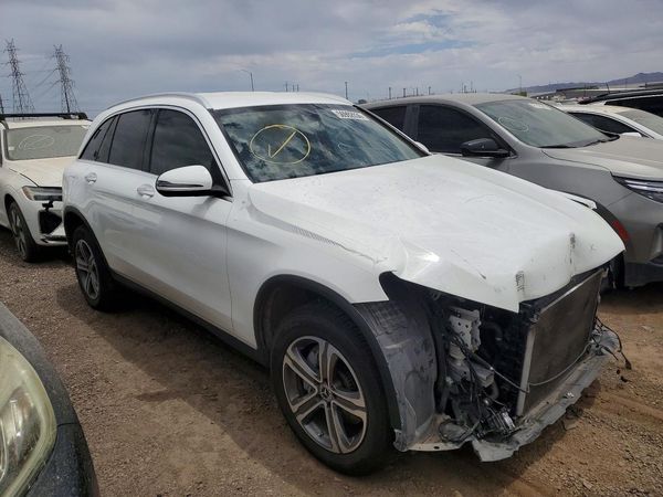 2018 MERCEDES-BENZ GLC GLC 300-4M