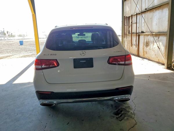 2018 MERCEDES-BENZ GLC GLC 300-4M