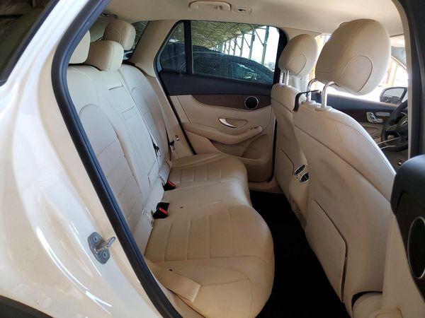 2018 MERCEDES-BENZ GLC GLC 300-4M