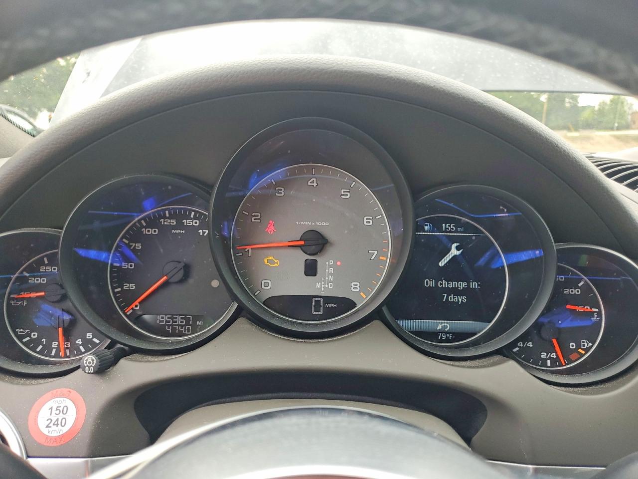 2017 PORSCHE CAYENNE