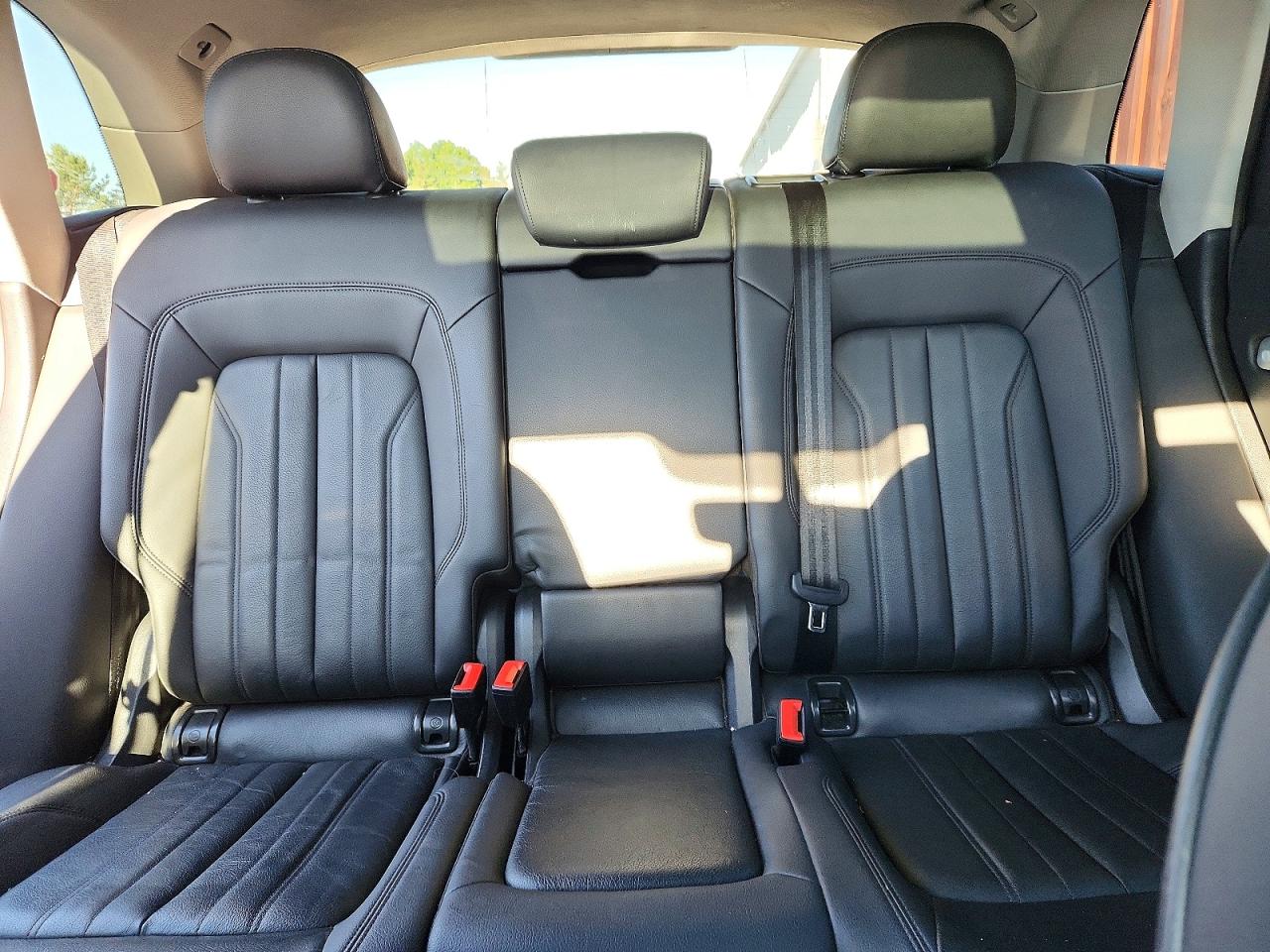 2019 AUDI Q5 quattro Premium Plus